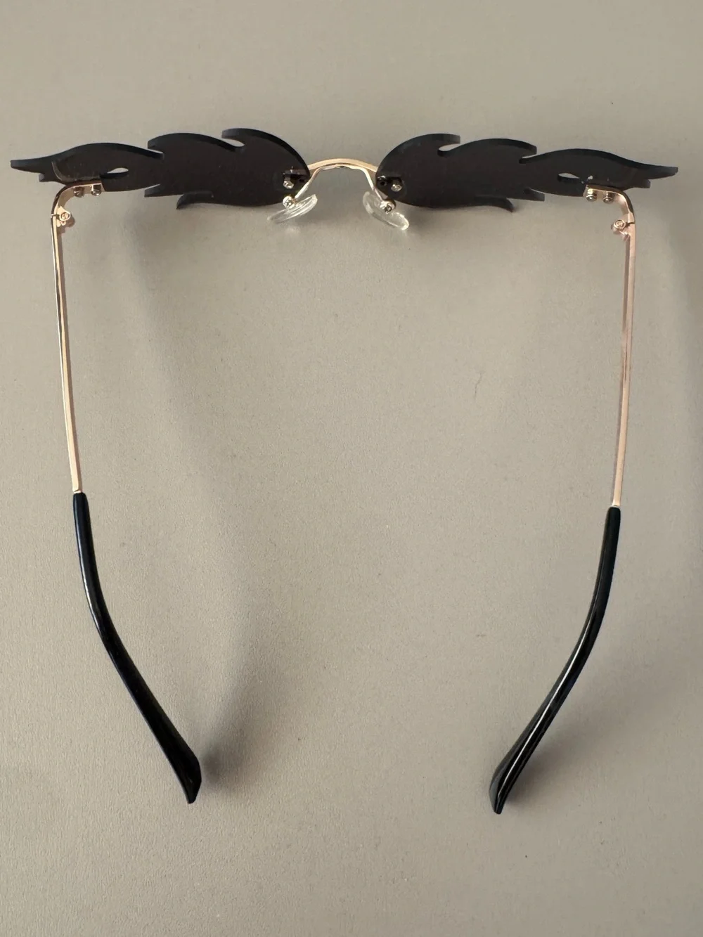 Black Feather Acrylic Hair Clip - Unbranded